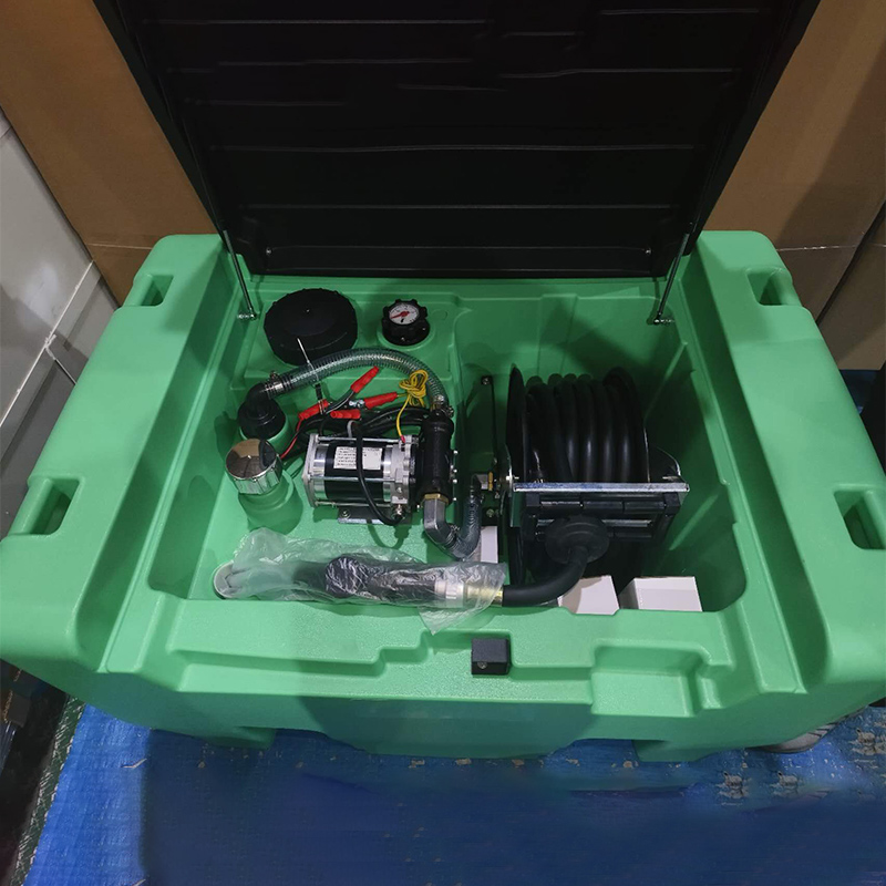 Tanque de diesel portátil de 72 galones(330L) con bomba de transferencia eléctrica de 12V para fácil transporte de combustible