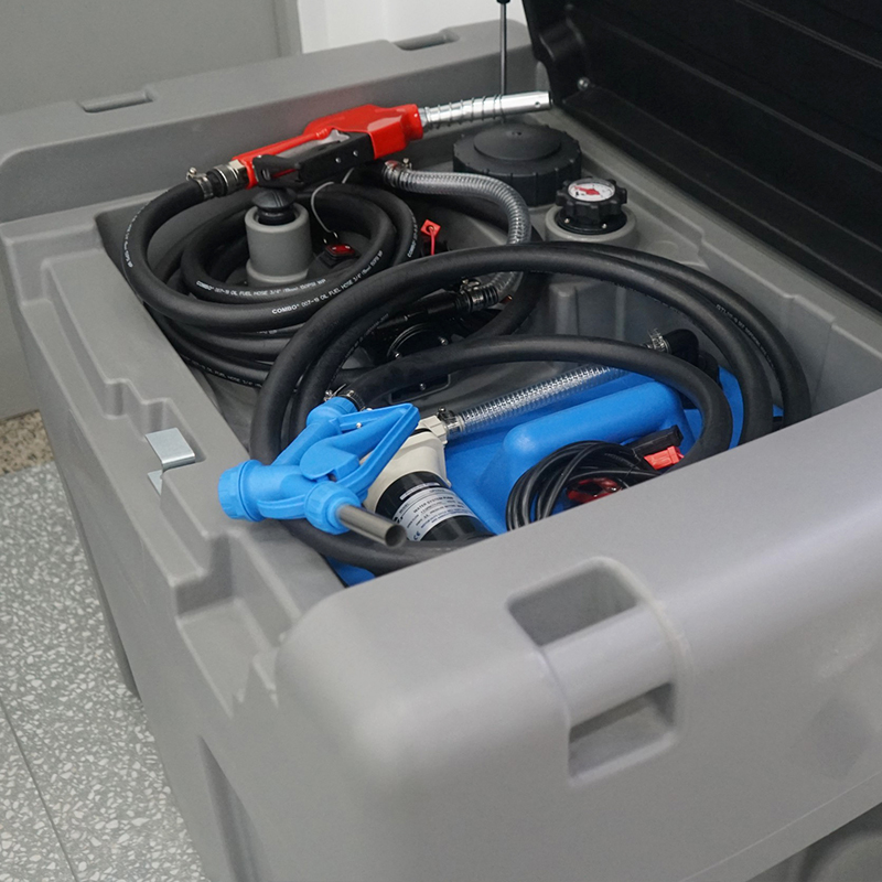 Estanque transportable diesel  300 litros diesel + 50 litros Adblue,tanque de combustible diésel con bomba de transferencia eléctrica de 12 V,boquilla de combustible, bloqueo de seguridad